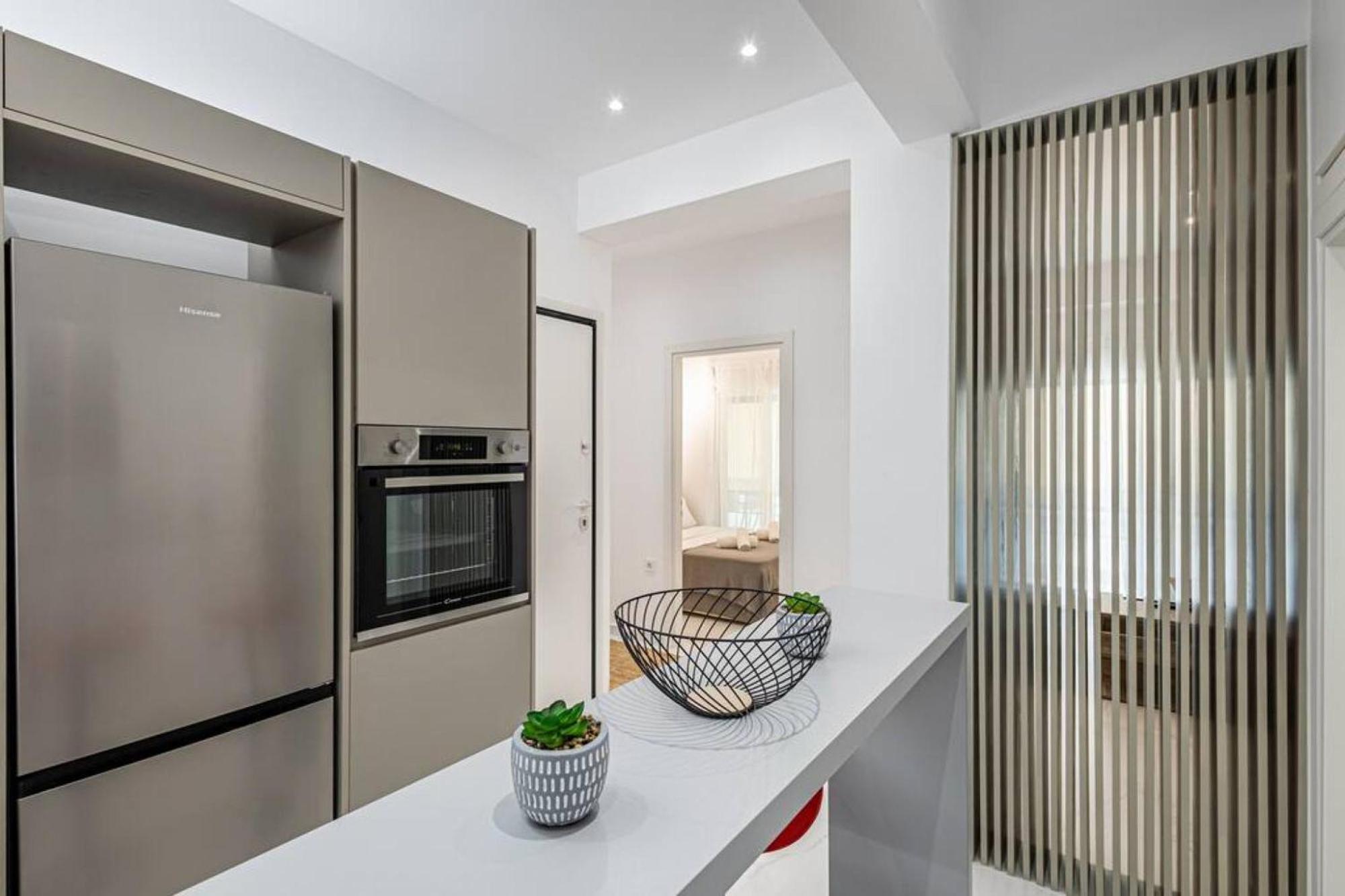 Acropolis Luxury Apartment アテネ エクステリア 写真